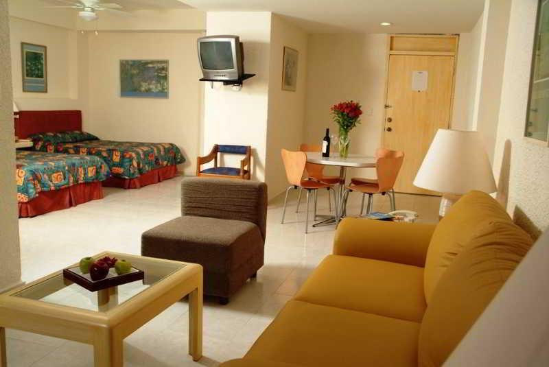Hotel Y Suites Nader Cancún Exterior foto